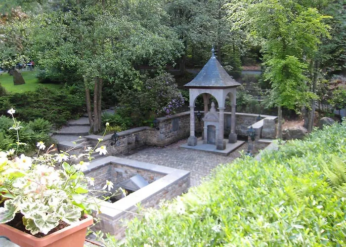 La Source De La Géronstère Couette-café